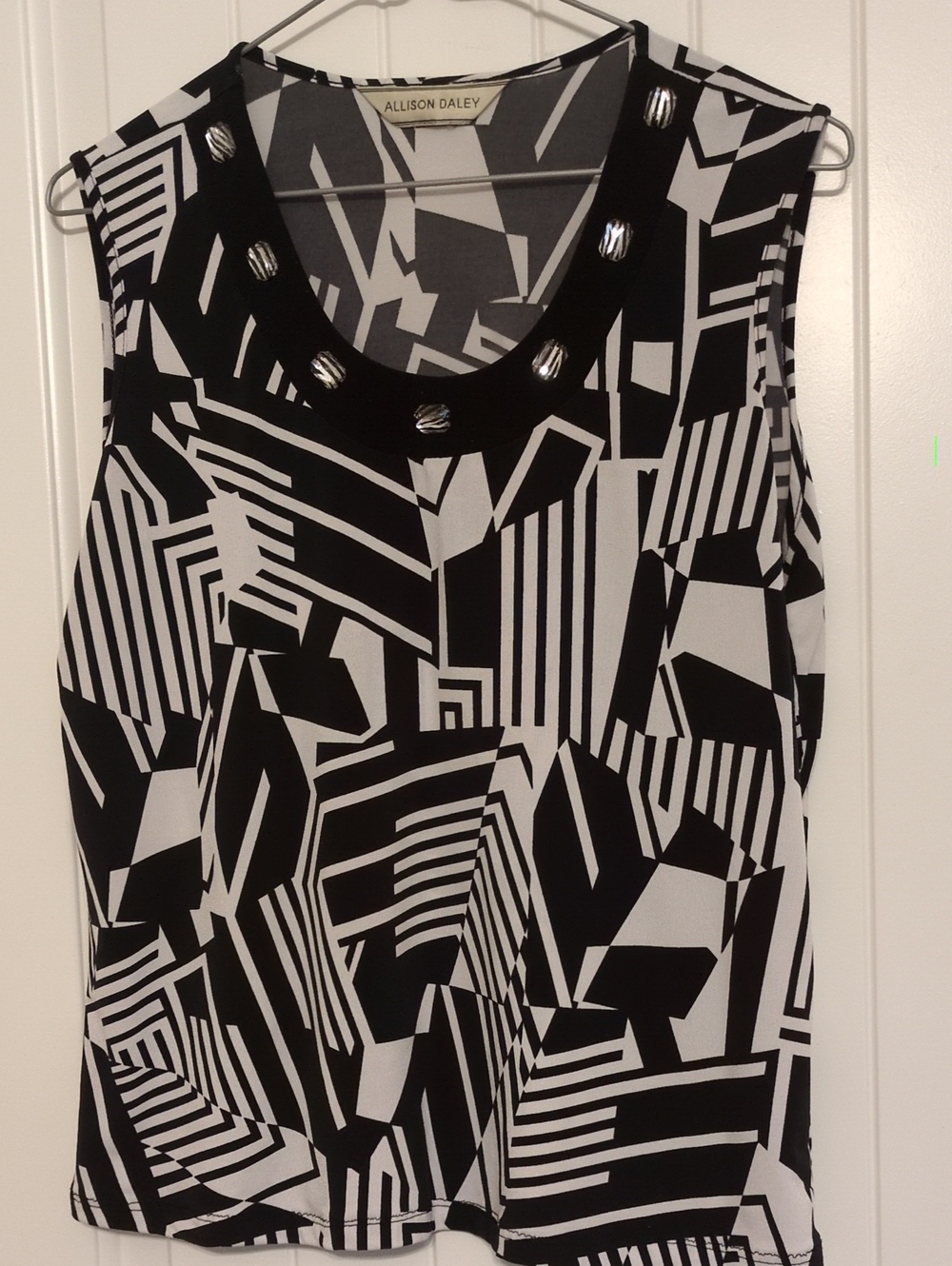 Allison Daley Black & White Geometric Sleeveless Tank with Embellished Neckline